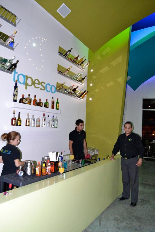 Apertura Restaurante Tapesco, 2011
