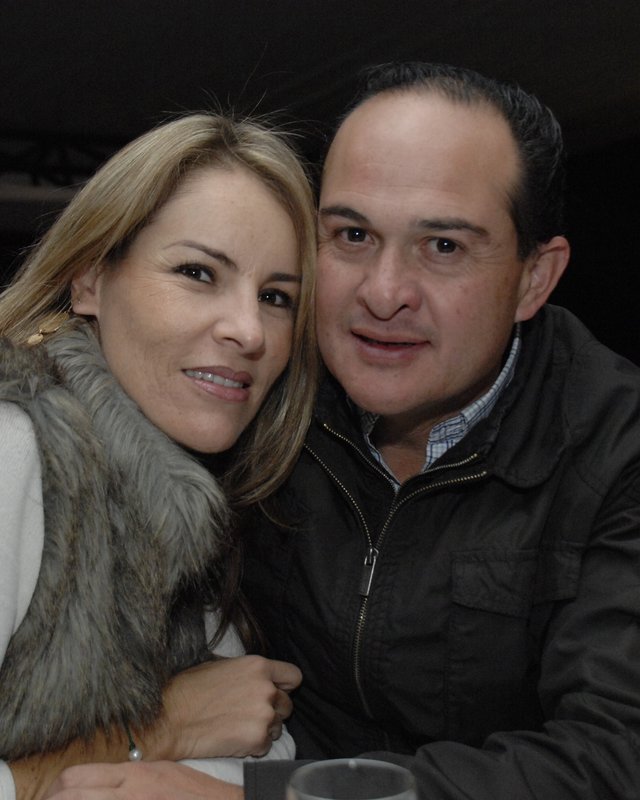 Karla Asevedo y Rodrigo Aguirre