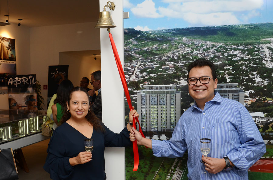 Opening La Loma Residencial